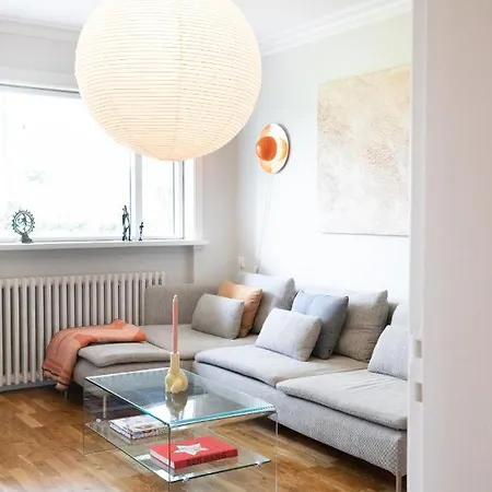 Bright Apartment Near City Center Reykjavik Exterior photo