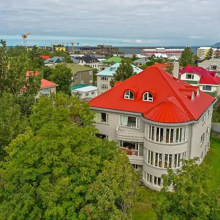 Bright Apartment Near City Center Reykjavik Exterior photo